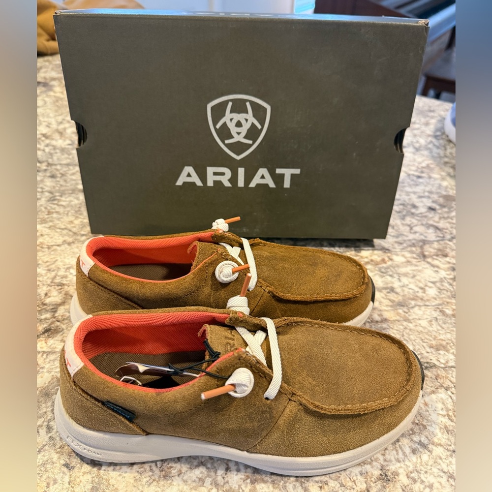 Ariat Buckeye H2O Waterproof Leather Shoes Womens 6 B tan brown loafers slip on